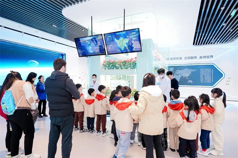 20251016_163728_014 20251016_163728_014